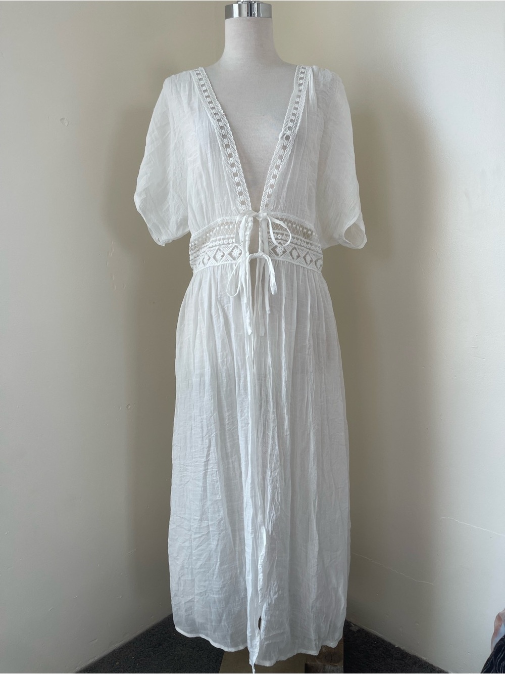 White Lace-Trim Cotton Maxi beach Cover-Up